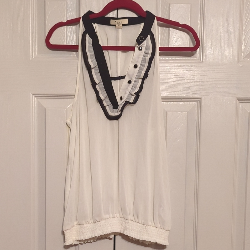 Elegant White Sleeveless Top